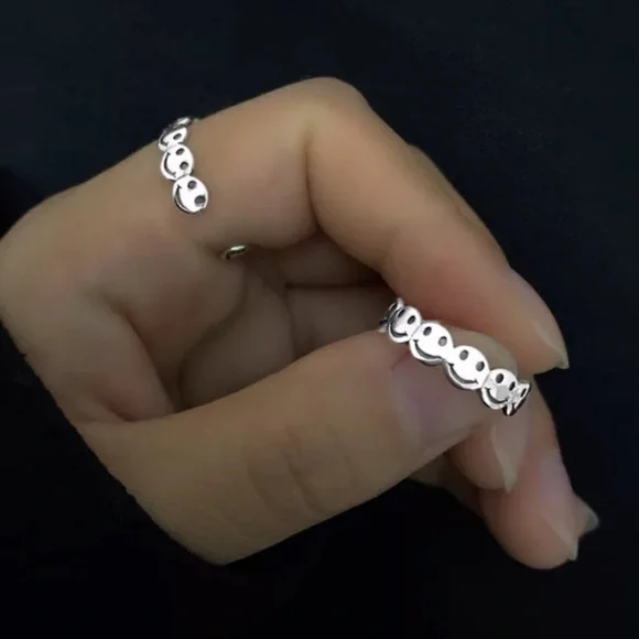 NEW 925 STERLING SILVER SMILE FACE ADJUSTABLE RING, CUTE RING, SHINY RING. - Picture 4 of 6